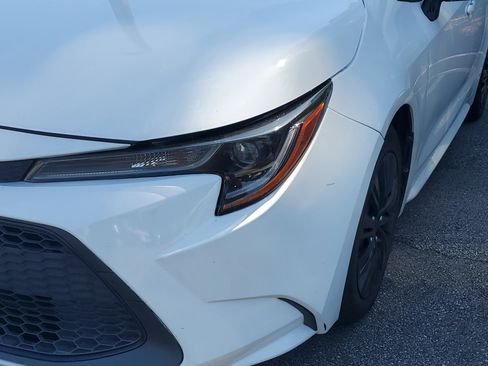 Used 2021 Toyota Corolla LE FWD image 4
