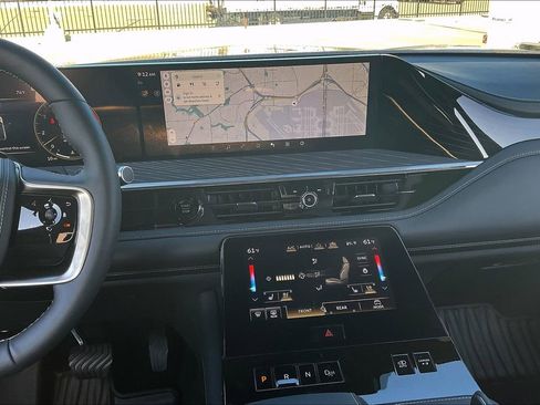 New 2026 INFINITI QX80 Autograph w/ Premium Cargo Package image 19