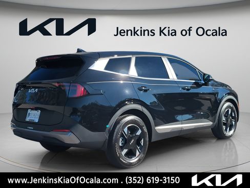 New 2026 Kia Sportage LX w/ LX Convenience Package FWD image 3