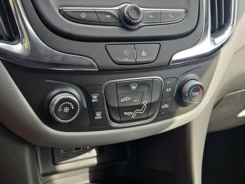 Used 2024 Chevrolet Equinox LS w/ LS Convenience Package FWD image 31