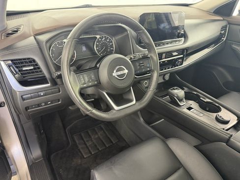 Used 2023 Nissan Rogue SL AWD/4WD image 18