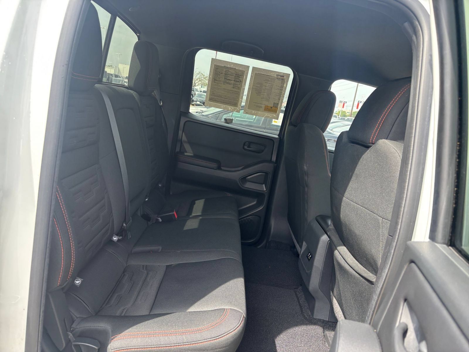 Used 2026 Nissan Frontier PRO-4X AWD/4WD image 25