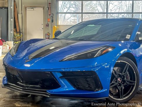Used 2024 Chevrolet Corvette Stingray Premium Cpe w/ Z51 Performance Package image 4