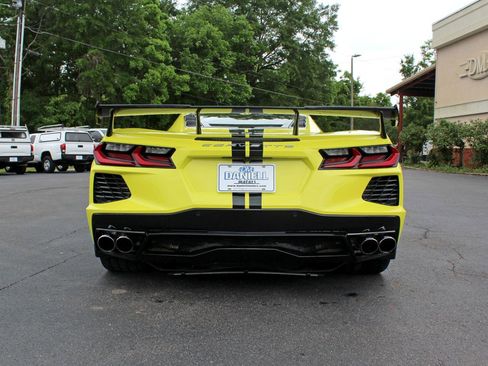 Used 2022 Chevrolet Corvette Stingray Preferred Cpe w/ Z51 Performance Package RWD image 15