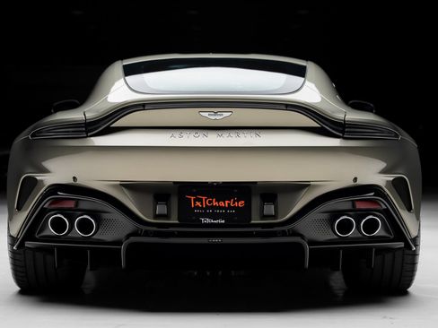 Used 2025 Aston Martin V8 Vantage Coupe RWD image 27