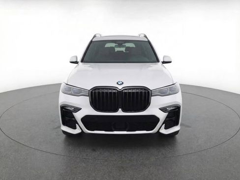 Used 2022 BMW X7 xDrive40i w/ M Sport Package image 5