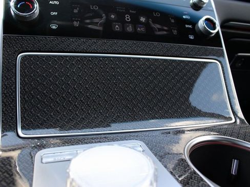 New 2025 Genesis GV80 3.5T e-SC image 28