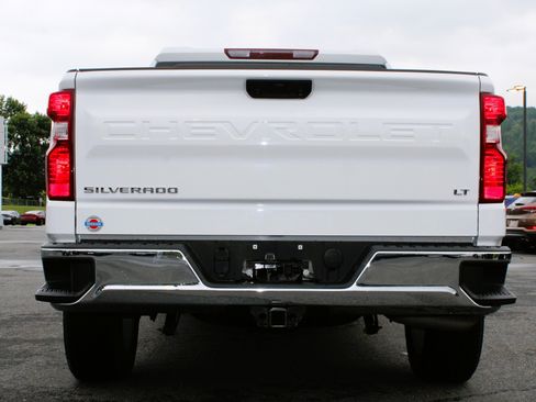 Used 2025 Chevrolet Silverado 1500 LT AWD/4WD image 10