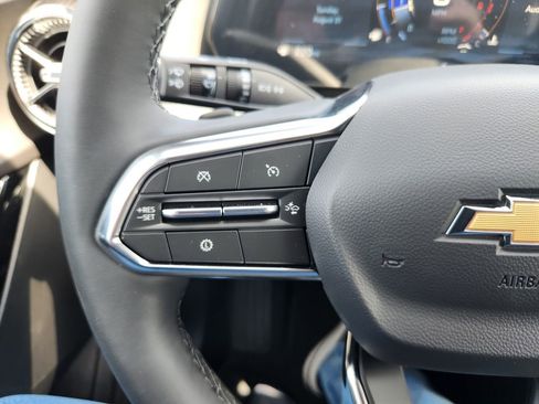 New 2026 Chevrolet Equinox LT image 16