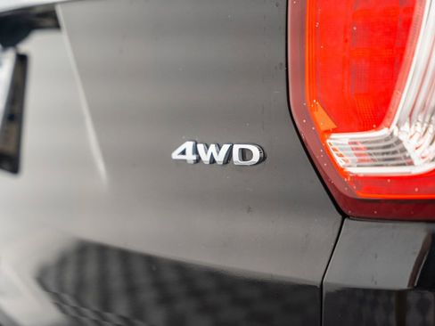 Used 2017 Ford Explorer Limited AWD/4WD image 9