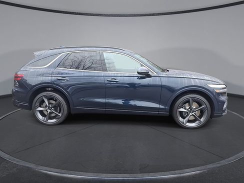 New 2026 Genesis GV70 2.5T Sport Prestige AWD/4WD image 9