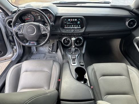 Used 2018 Chevrolet Camaro SS image 21