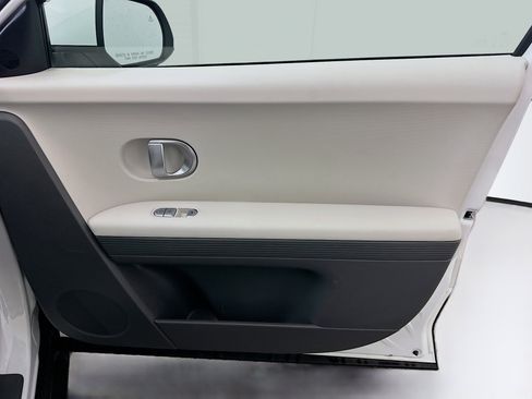 Used 2024 Hyundai Ioniq 5 SEL AWD/4WD image 34