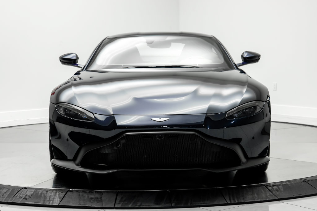 Used 2020 Aston Martin V8 Vantage Coupe RWD image 2