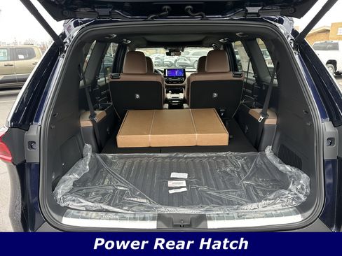 New 2026 Toyota Grand Highlander AWD Hybrid image 13