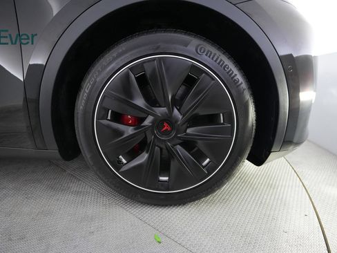 Used 2022 Tesla Model Y Long Range AWD/4WD image 20