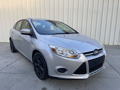 Used 2014 Ford Focus SE w/ SE Winter Package