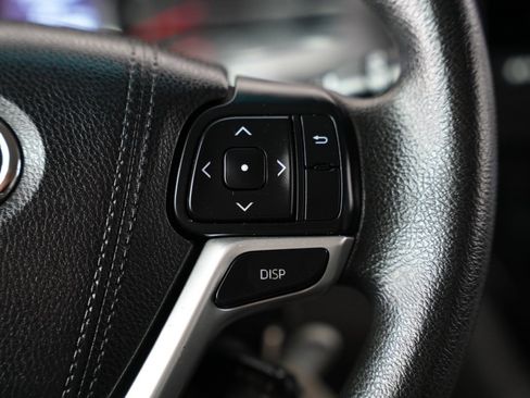 Used 2015 Toyota Sienna LE image 13