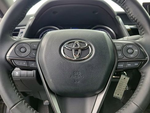 Used 2023 Toyota Camry SE FWD image 20