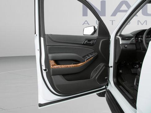 Used 2017 Chevrolet Tahoe Premier RWD image 12