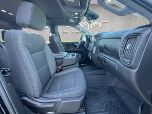 Used 2023 Chevrolet Silverado 1500 Custom Trail Boss AWD/4WD image 24