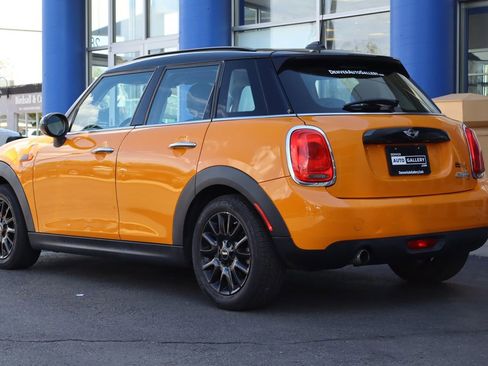 Used 2016 MINI Cooper 4-Door Hardtop FWD image 3