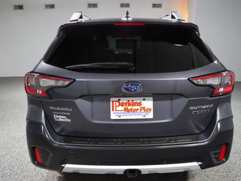 Used 2022 Subaru Outback Touring image 8
