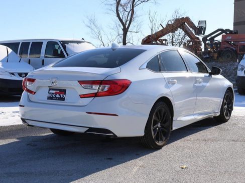 Used 2018 Honda Accord LX image 9