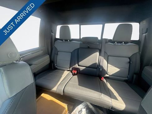 New 2026 Chevrolet Silverado 2500 ZR2 image 22