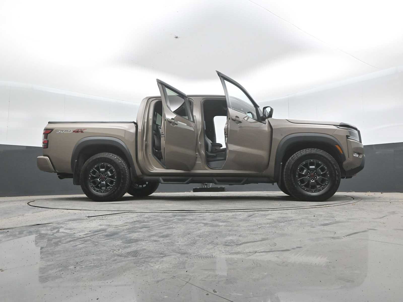 Used 2023 Nissan Frontier PRO-4X w/ Pro-4X Premium Package AWD/4WD image 57
