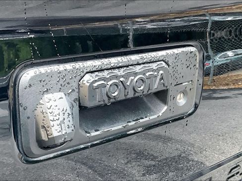 Used 2023 Toyota Tacoma SR5 AWD/4WD image 31