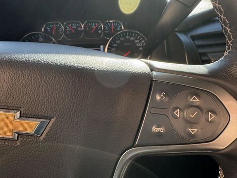 Used 2015 Chevrolet Tahoe LT image 11