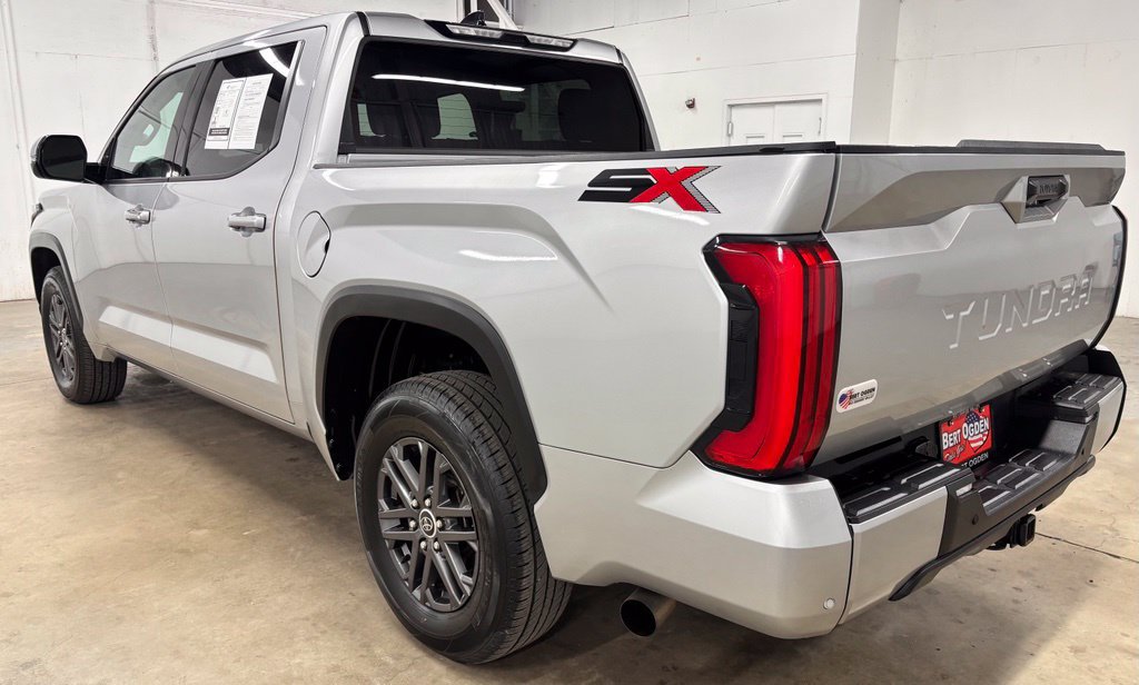 Used 2023 Toyota Tundra SR5 w/ SR5 Convenience Package RWD image 4