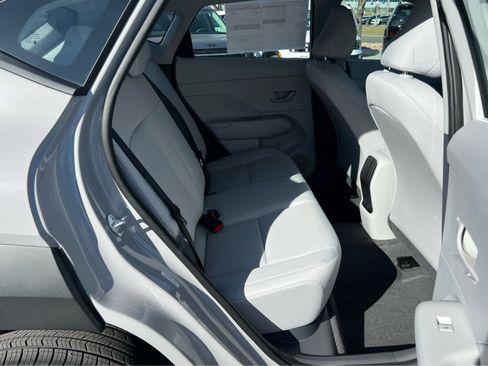 New 2026 Hyundai Kona SE image 16