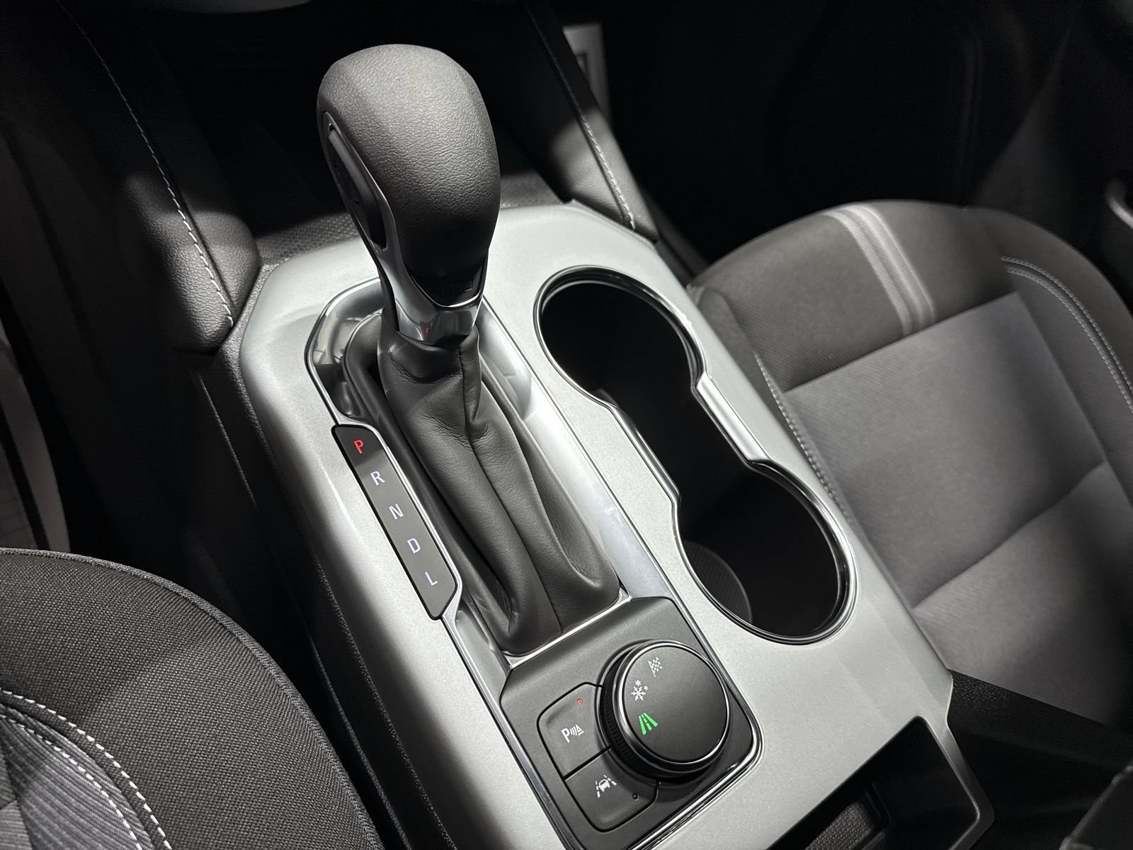 New 2026 Chevrolet Blazer LT w/ Convenience Package FWD image 16
