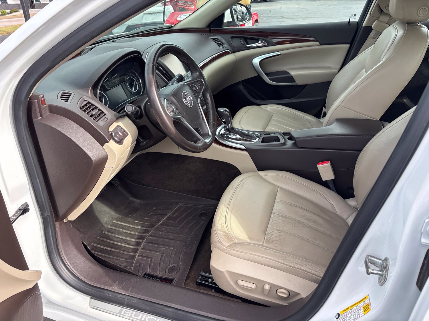Used 2016 Buick Regal FWD image 13