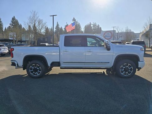 New 2026 Chevrolet Silverado 2500 High Country w/ High Country Premium Package image 4