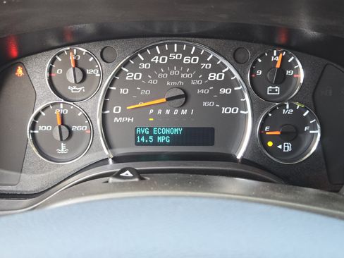 New 2025 GMC Savana 2500 w/ Driver Convenience Package image 11