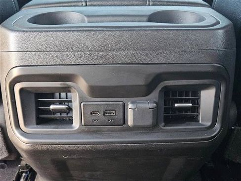 Used 2022 Chevrolet Silverado 1500 LT Trail Boss w/ Bed Protection Package AWD/4WD image 16