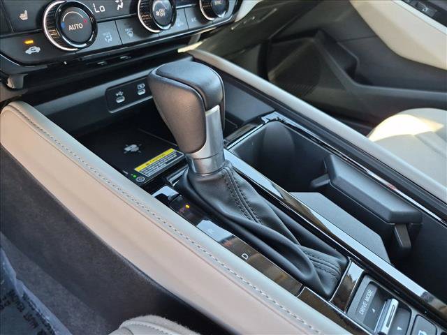 Used 2024 Honda Accord Touring image 12