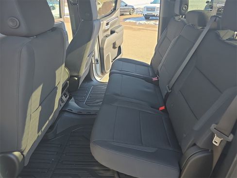 New 2026 GMC Sierra 1500 SLE image 13
