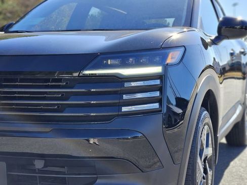 New 2026 Nissan Kicks SV w/ Cold Weather Package image 8