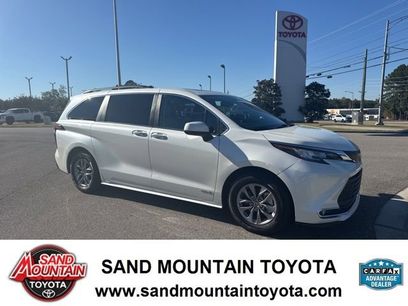 Used 2021 Toyota Sienna XLE