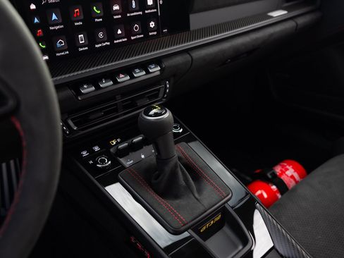 Used 2025 Porsche 911 GT3 RS RWD image 58