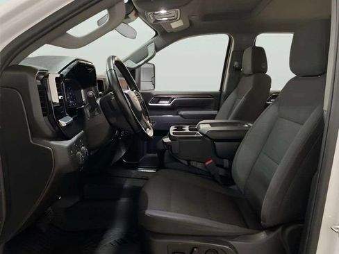 Used 2025 Chevrolet Silverado 2500 LT AWD/4WD image 52