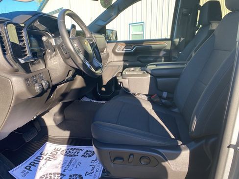 Used 2024 Chevrolet Silverado 1500 LT image 20