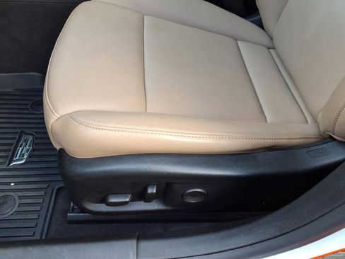 Used 2023 Cadillac CT5 Luxury image 13