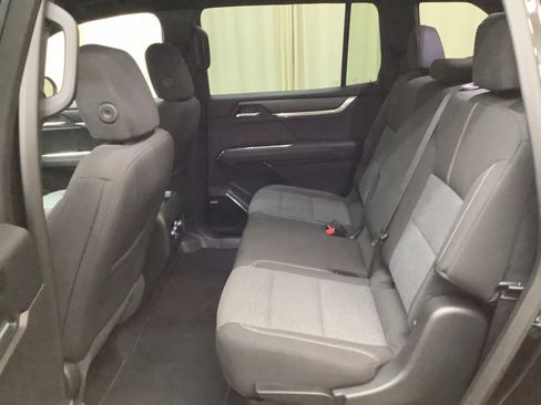 Used 2025 GMC Acadia Elevation FWD image 26