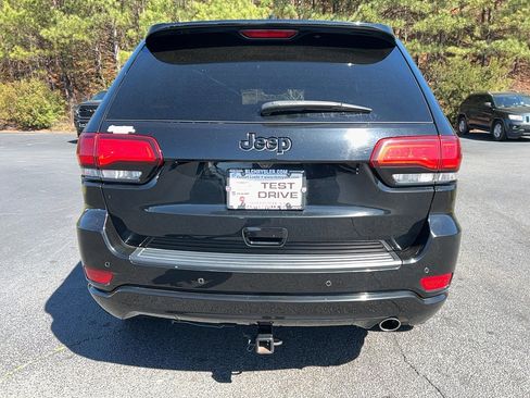 Used 2020 Jeep Grand Cherokee Altitude image 6