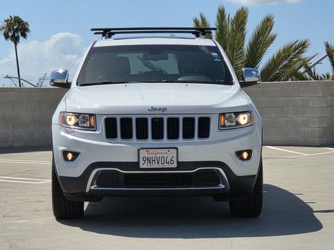 Used 2014 Jeep Grand Cherokee Limited AWD/4WD image 2